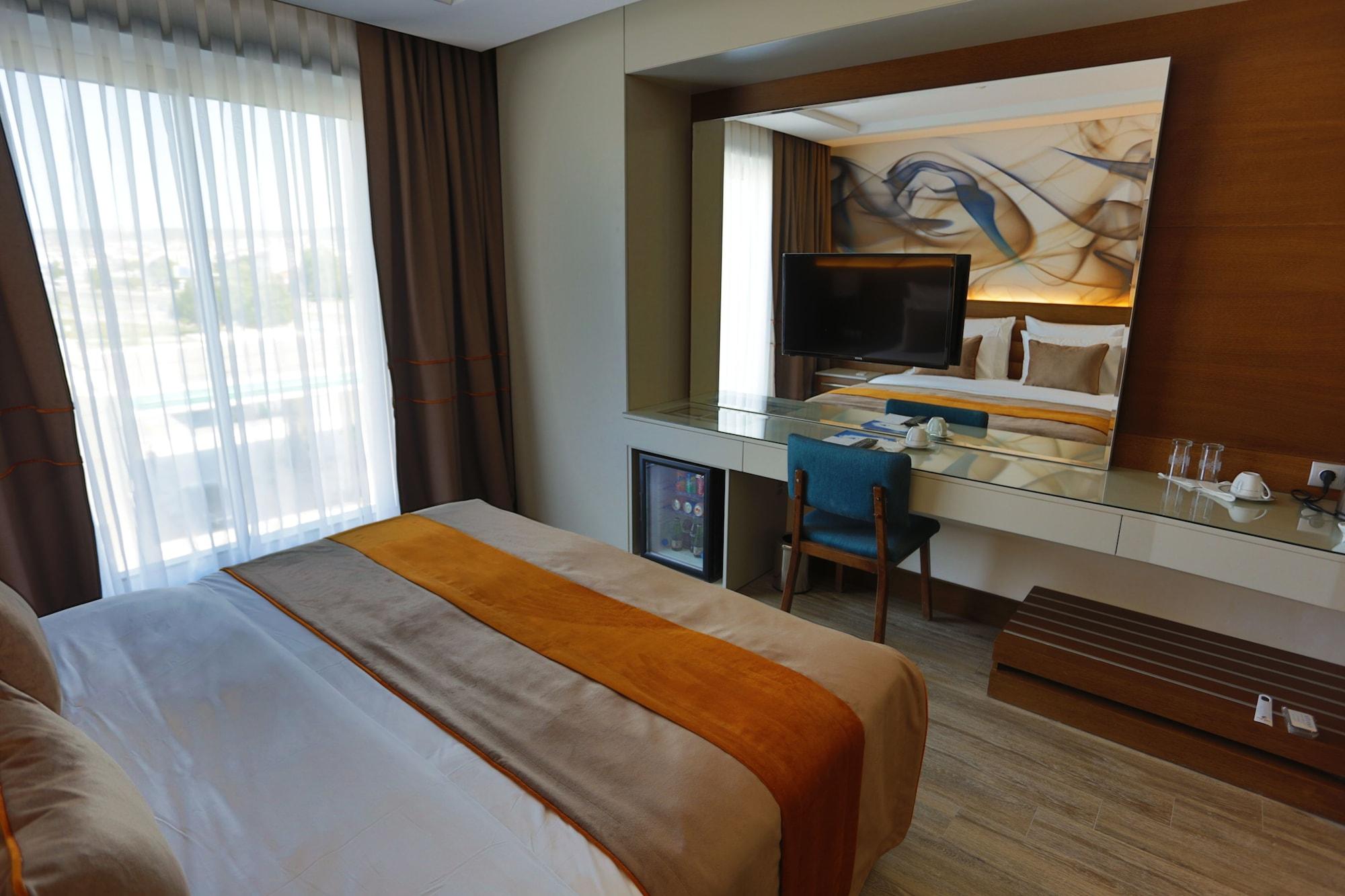 B Business Hotel & Spa Antalya Extérieur photo