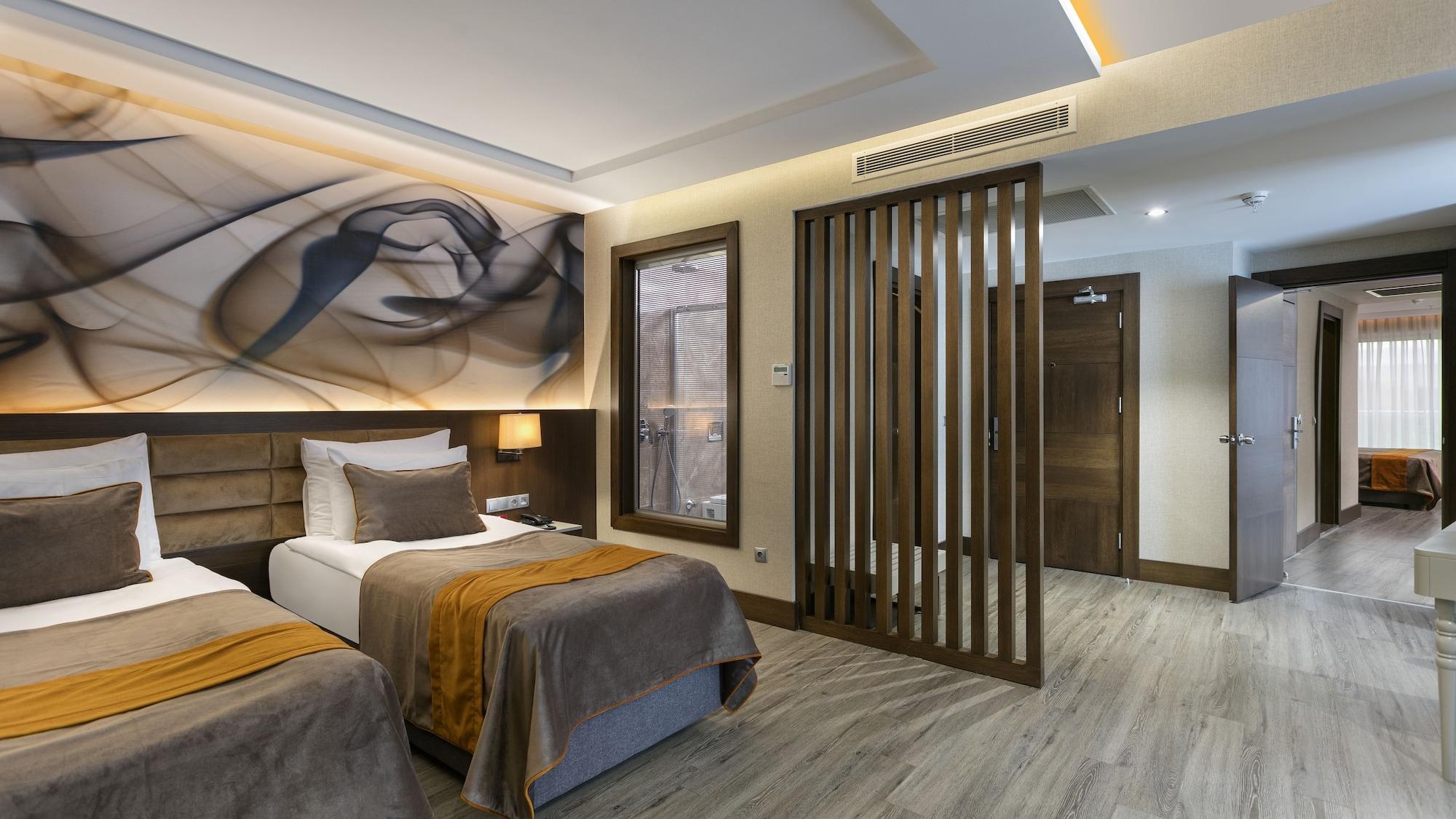 B Business Hotel & Spa Antalya Extérieur photo