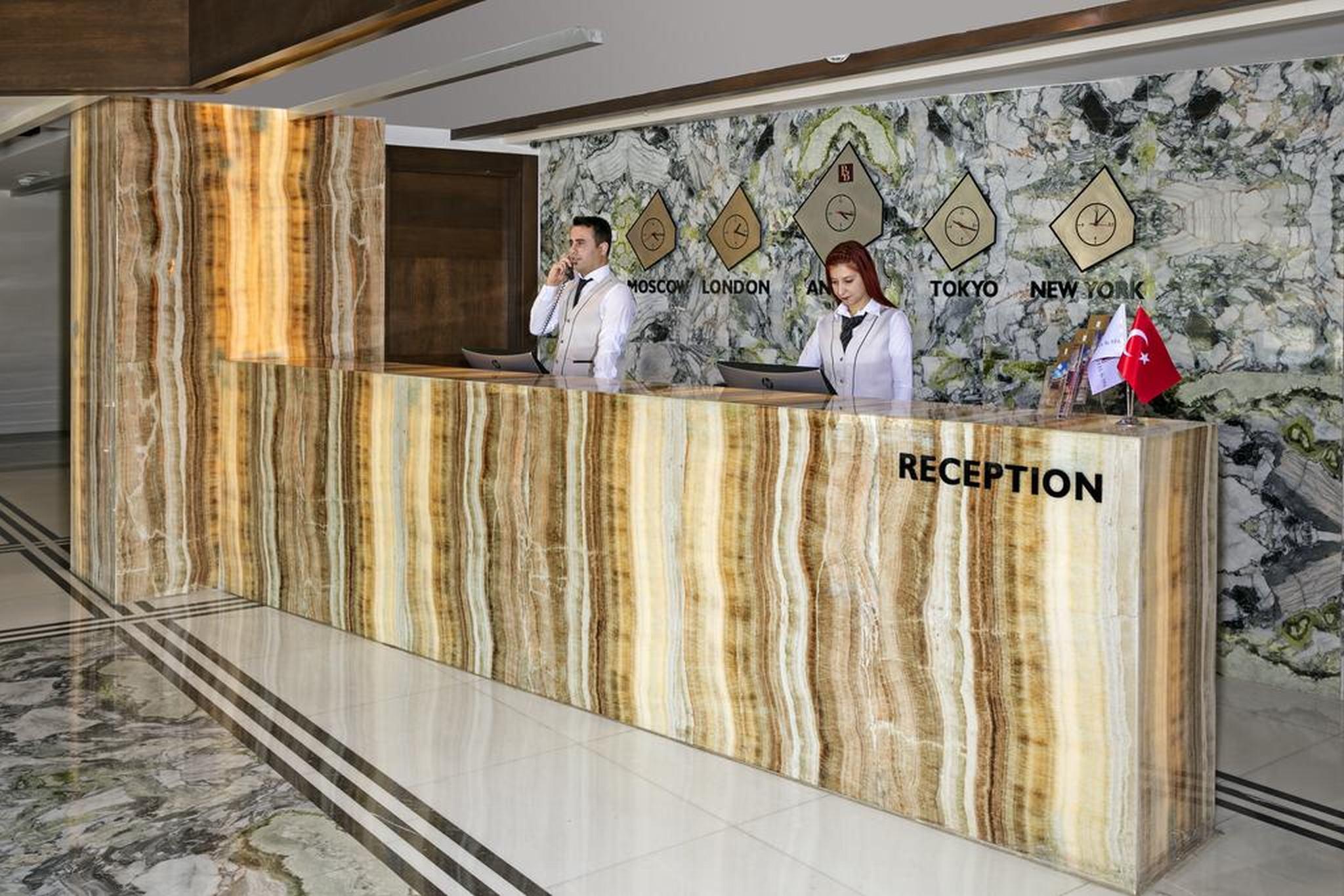 B Business Hotel & Spa Antalya Extérieur photo