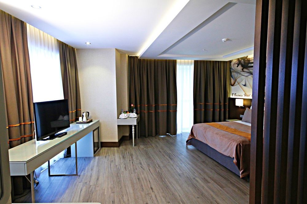 B Business Hotel & Spa Antalya Extérieur photo