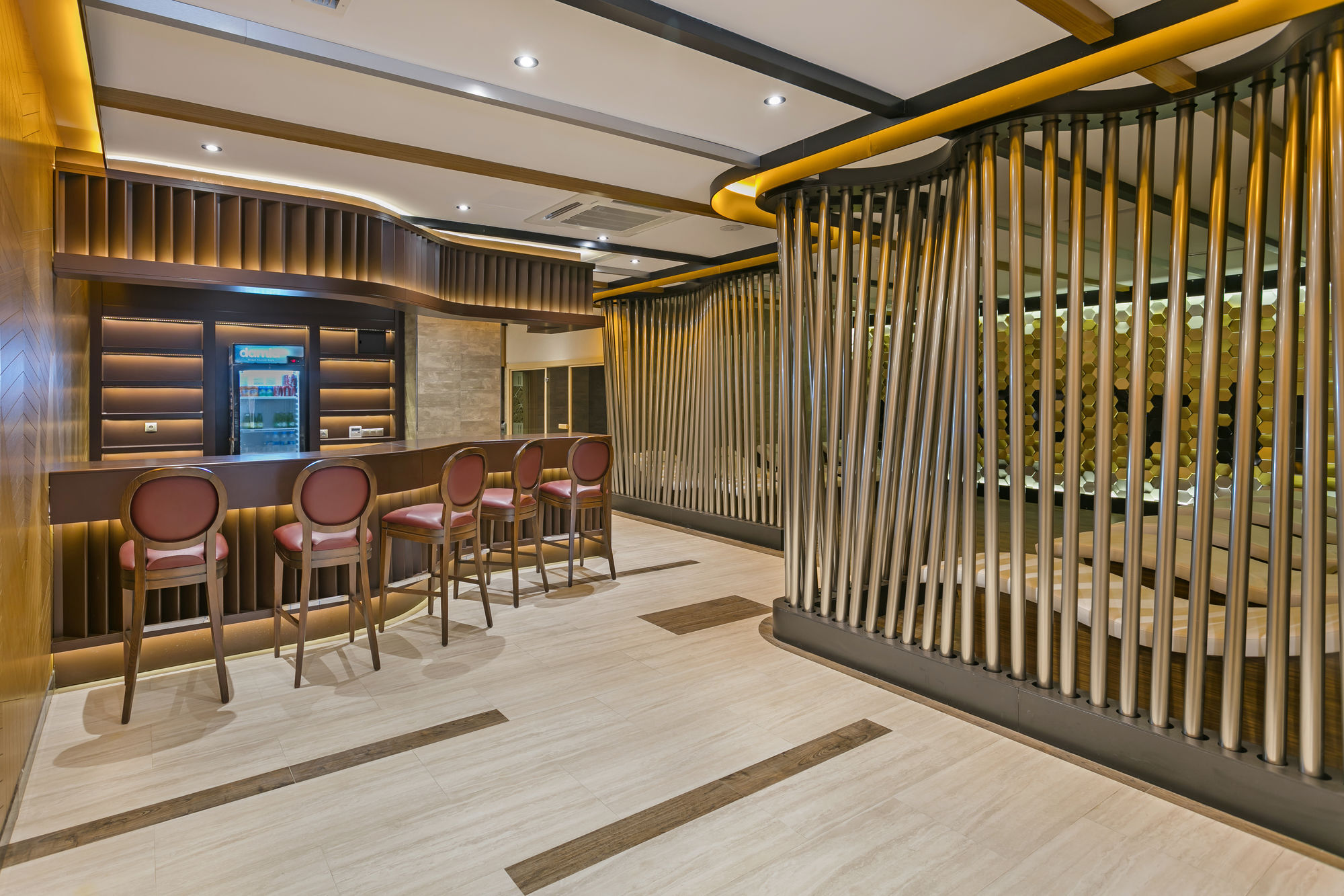B Business Hotel & Spa Antalya Extérieur photo