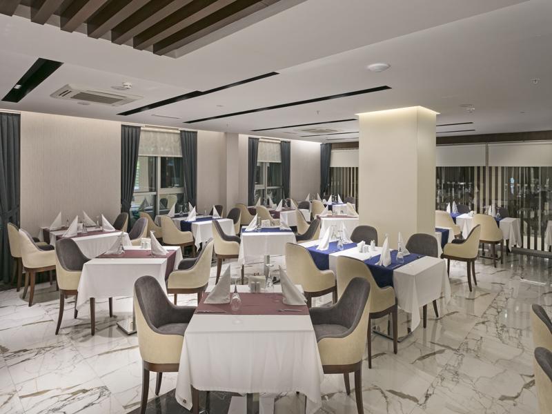 B Business Hotel & Spa Antalya Extérieur photo
