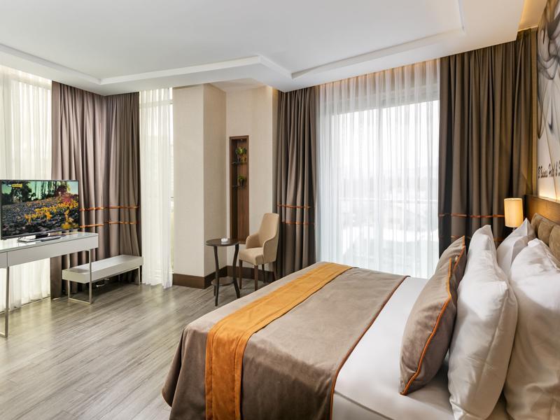B Business Hotel & Spa Antalya Extérieur photo